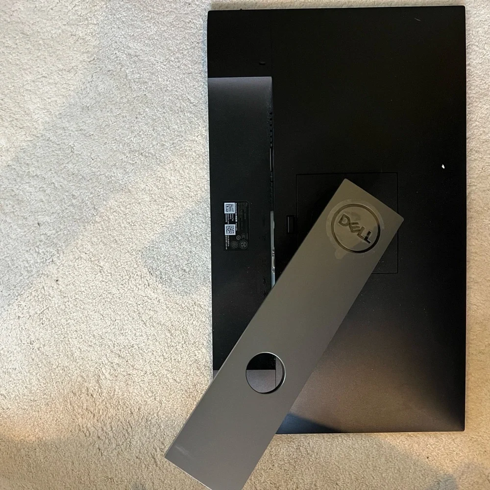 Like new never used desk top Dell Monitor